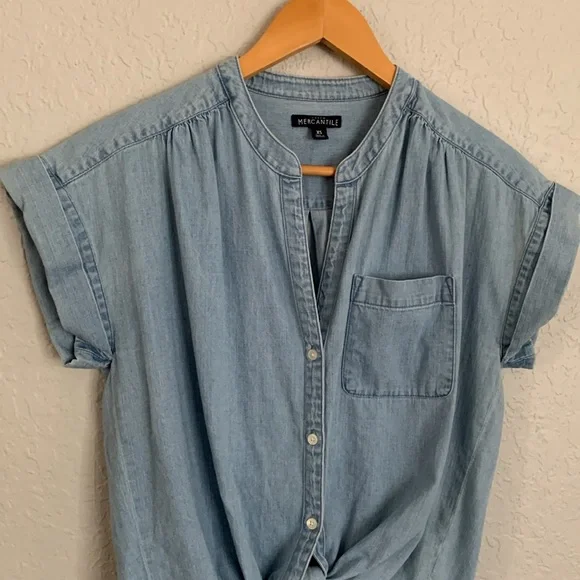 J. Crew Mercantile Sz XS  Chambray Denim Button Shirt Tie Front Summer - Picture 2 of 8